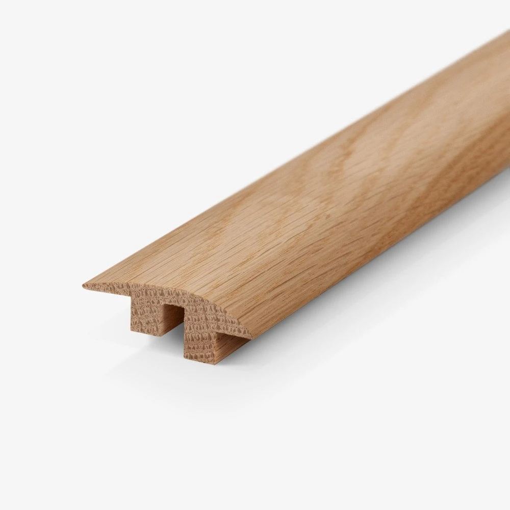 Liberty Floors 18mm Solid Oak Satin Lacquered Semi Adapting Profile Door Bar (2.7m)