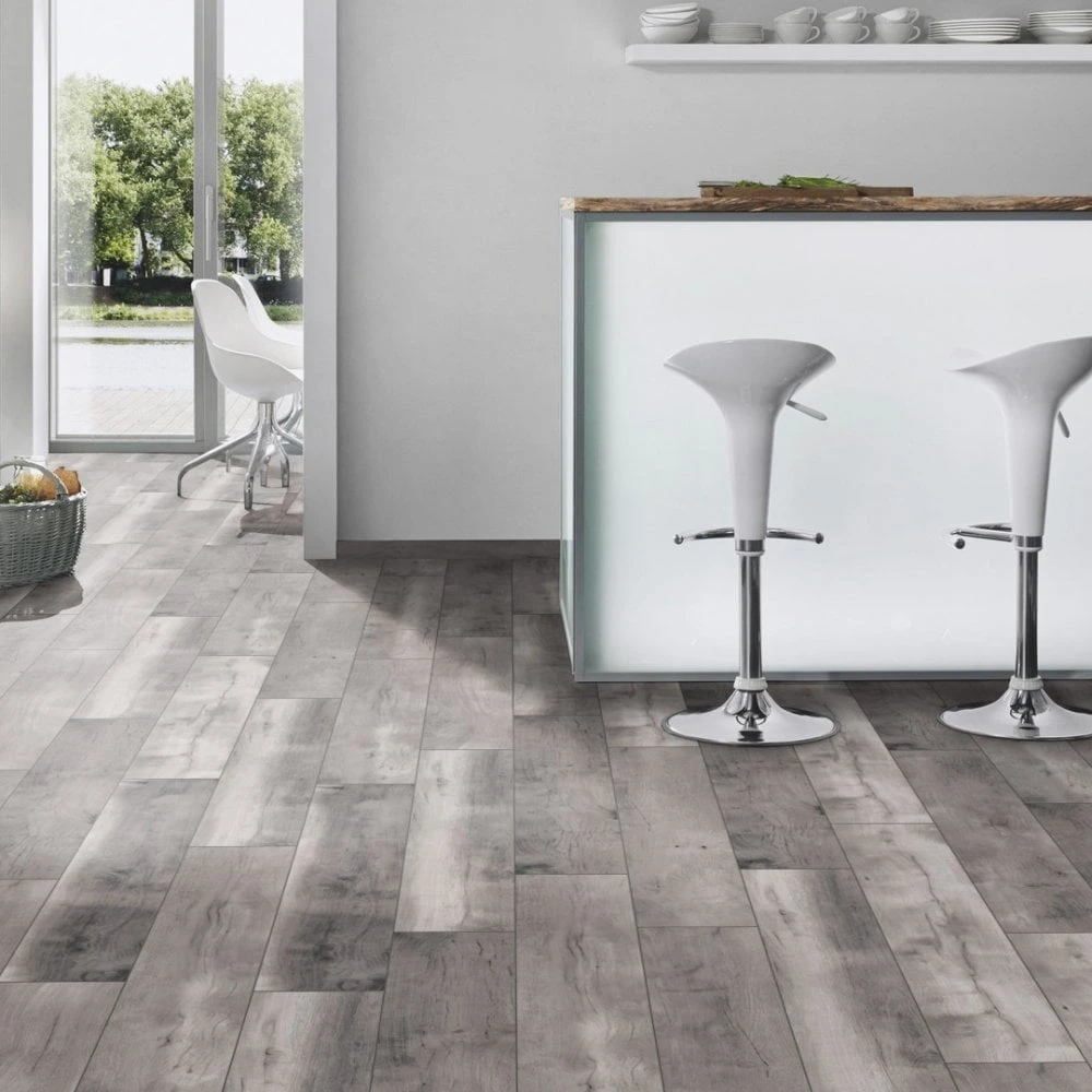 Krono Original Blackwater Oak - Vintage Classic 10mm Laminate Flooring (218071) - Image 5