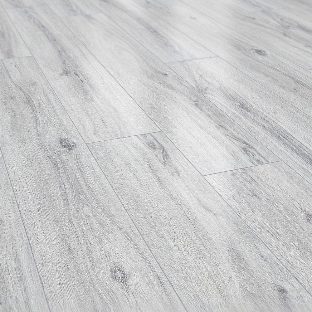 Liberty Floors Glacier Oak - Lustre 8mm High Gloss Laminate Flooring (222935) - Image 2