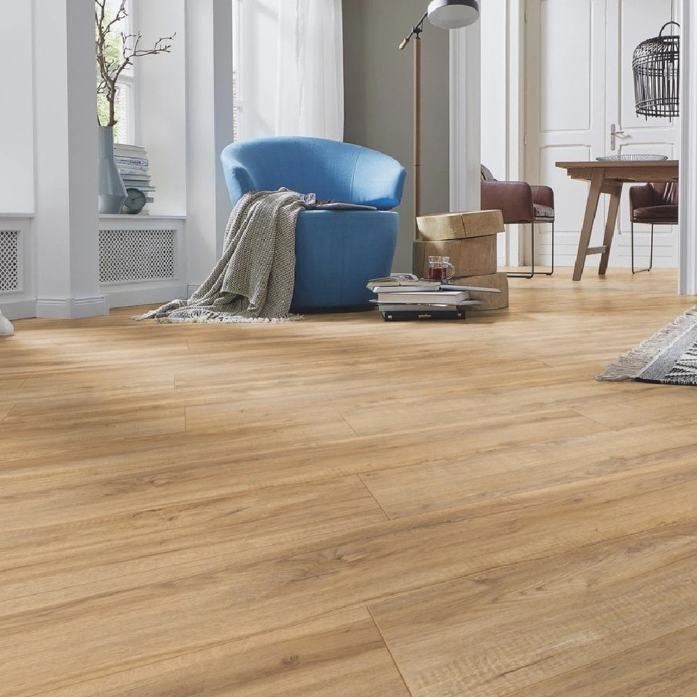 Kronotex Montmelo Nature Oak - Exquisite Plus 8mm Laminate Flooring (160208) - Image 4