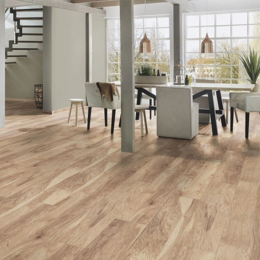 Krono Original Natural Hickory - Vintage Classic 10mm Laminate Flooring (249794)